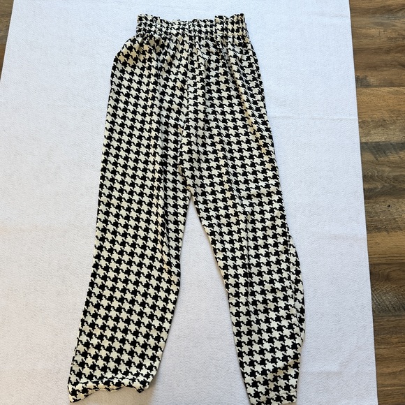 Shein Houndstooth beach cover up straight leg pants in Black - Picture 4 of 5